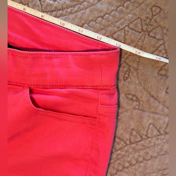 Isaac Mizrahi Vibrant Pink Cropped Pants - Picture 10 of 15